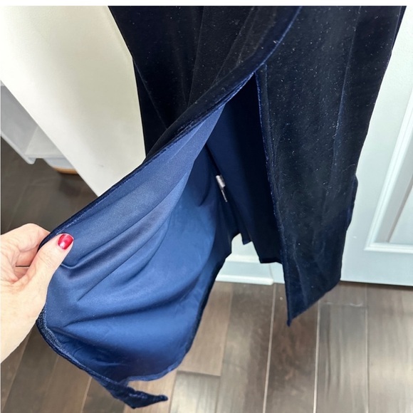 NWT Mod Cloth 18 Blue Angel Velvet Evening Gown- Navy Blue Formal Dress - Picture 8 of 11